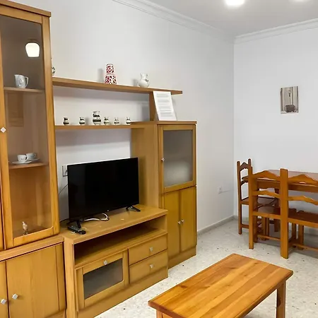 Estudio Con Aire Acondicionado En דירה קוניל דה לה פרונטרה