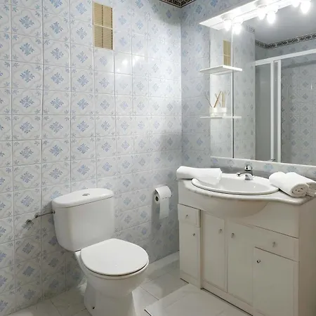 Estudio Con Aire Acondicionado En Appartement *